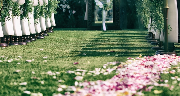 ガーデンウエディング特集 費用相場や魅力 人気の結婚式場ランキングを紹介 ウエディングパーク